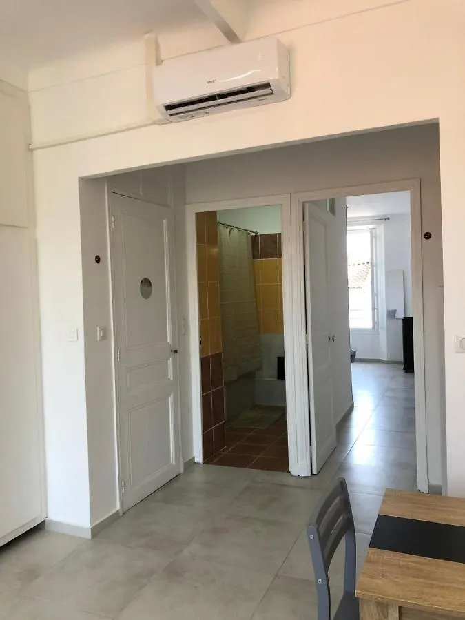 Apartment Perle Rare , 2 Pieces Traversant Au Coeur De Golfe-Juan Vallauris France
